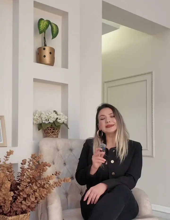 Luxe Elegans Beauty bekleme alanında misafir yorumu